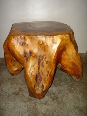 ROOT TRIPOD STOOL