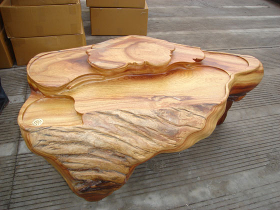 ROOT CARVING TEA TABLE